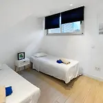 Сasa de vacaciones 4 Bedroom Gorgeous In Fuengirola