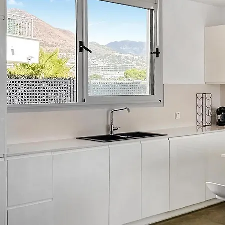 4 Bedroom Gorgeous In Fuengirola