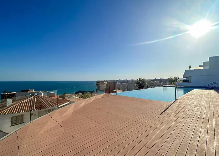 4 Bedroom Gorgeous In פואנגירולה