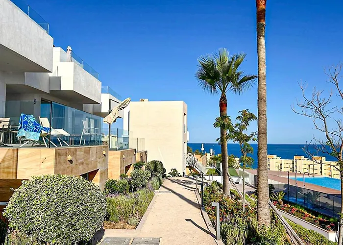 בית נופש 4 Bedroom Gorgeous In *