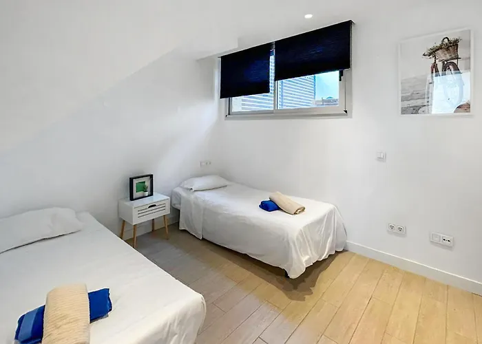 Дом отдыха 4 Bedroom Gorgeous In Фуэнхирола