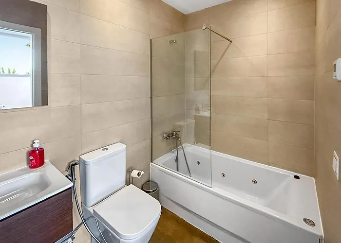 4 Bedroom Gorgeous In 別荘 フエンヒロラ