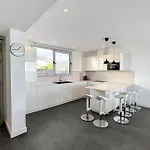 4 Bedroom Gorgeous In 度假居