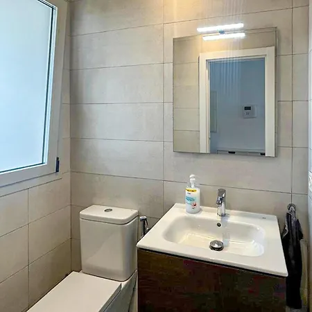 4 Bedroom Gorgeous In Fuengirola *